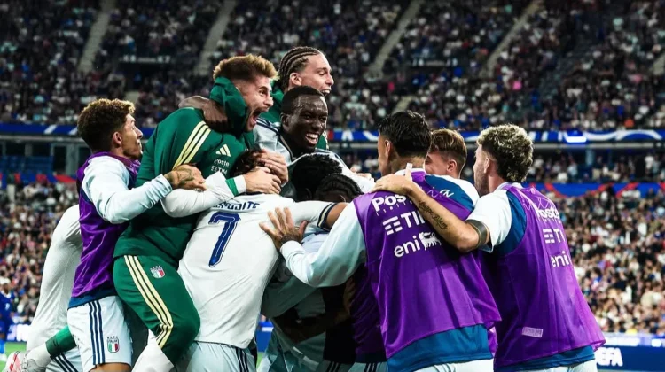 Italia Tahan Imbang Prancis 1-1 di Stade de France