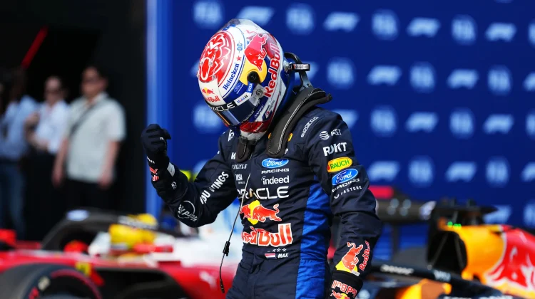 Max Verstappen Raih 'Pole Position' Perdana Musim 2026 di Sepang