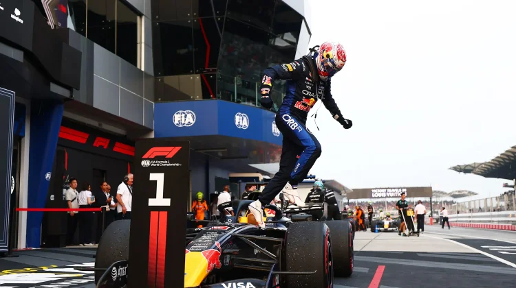 Verstappen Raih Kemenangan Perdana Formula 1 Musim 2026 di Sepang