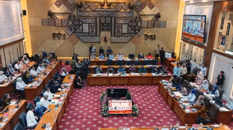 RUU Perlindungan Ketenagakerjaan Rampung Dibahas di Komisi IX DPR