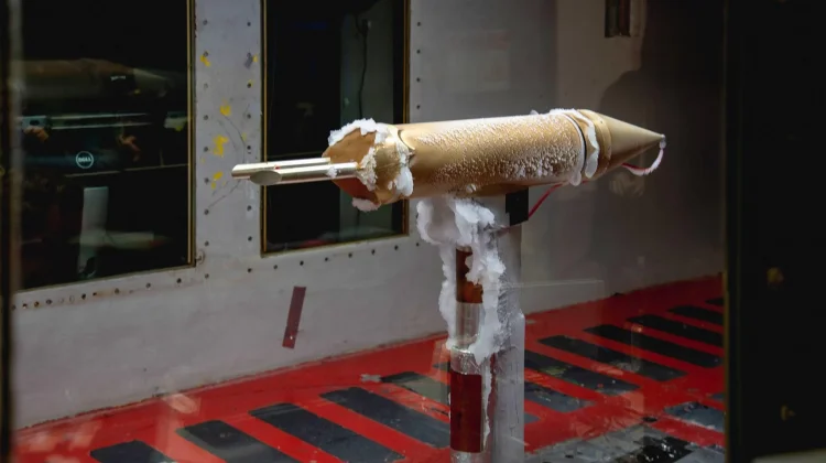 NASA Uji Teknologi untuk Hadapi Ancaman Es dari Tetes Air Superdingin