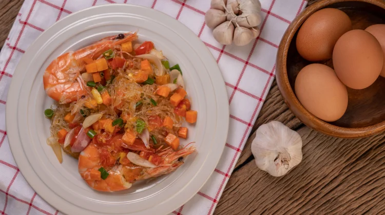 Telur dan Udang Tak Selalu Jadi Penyebab Kolesterol Tinggi