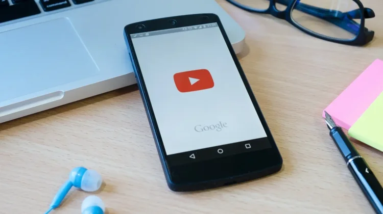 YouTube Tambah Fitur AI untuk Pengguna Podcast Premium