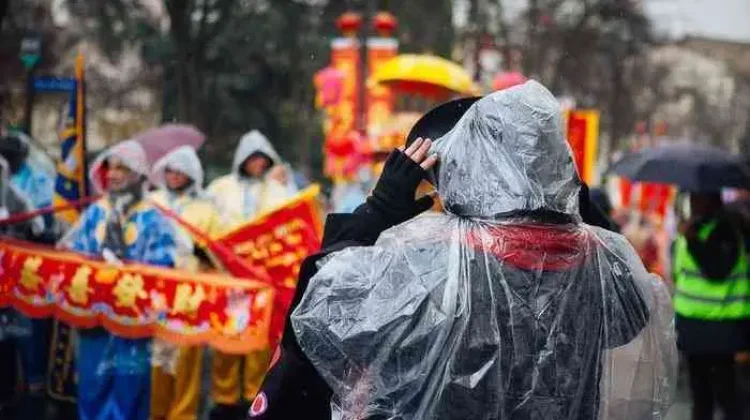 Inilah Alasan Mengapa Hari Imlek selalu Turun Hujan