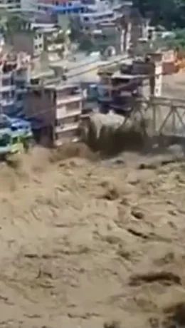 Tragedi Nepal-Tibet dan Pelajaran Penting Menjaga Lingkungan