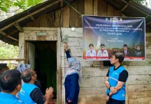 Kementerian ESDM dan PLN Sambungkan Listrik Gratis 750 Warga Bengkulu