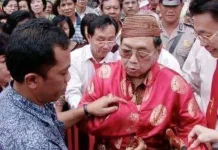 Mengenang Peran Gus Dur dalam Pengakuan Imlek di Indonesia