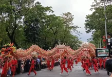 Naga Liong 30 Meter Jadi Magnet Perayaan Imlek di SCBD