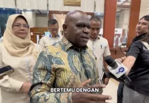 Menteri HAM Serahkan Draf RUU Masyarakat Adat ke Baleg DPR