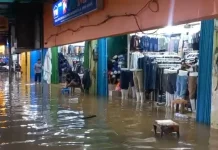 Pedagang Pasar Cipulir Sebut Banjir Bikin Aktivitas Lumpuh Total