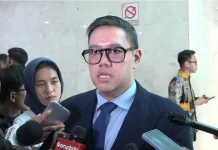 Dave Nilai Bahlil Sukses Gaet Investor Lewat Deregulasi ESDM