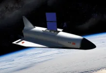 Pesawat Ruang Angkasa Tiongkok ‘Naga Spiritual' Memulai Misi Keempat di Orbit