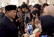 Mahasiswa Indonesia di Yordania Sambut Hangat Kedatangan Presiden Prabowo