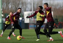 Villa Incar Tiga Poin Penuh di Kandang Wolves