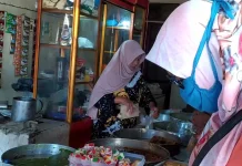 Manisnya Ramadan dalam Bingka Khas Aceh Timur