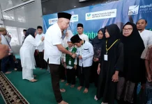 Kemensos Santuni 300 Anak Yatim di Bekasi