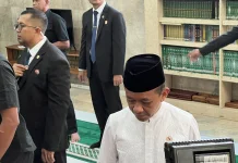 Bahlil Lahadalia Sampaikan Duka Atas Wafatnya Wapres ke-6 Try Sutrisno