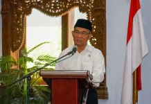 Muhadjir Effendy: Try Sutrisno Sosok Teladan Bangsa