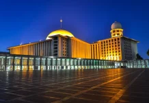 Rekomendasi Masjid Bersejarah untuk Wisata di Bulan Ramadan