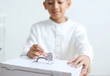 Kebiasaan Berinfak jadi Salah Satu Bentuk Ketakwaan