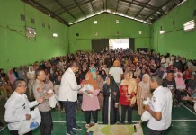 Bantu Masyarakat Bandung, 30.000 Paket Sembako Disalurkan