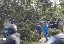 BPBD Cimah Catat 129 Rumah Rusak akibat Diterjang Puting Beliung