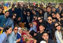Ketahui Makna Sahabat Vidi Aldiano Kenalan Baju Biru di Pemakaman
