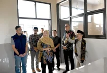 Revitalisasi Dipercepat, Wamendikdasmen Pastikan Sarpras Pembelajaran Semakin