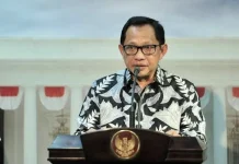 Mendagri Dorong Pemda Kawal Aturan Larangan Anak Bermain Sosmed
