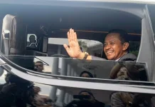 Bahlil Targetkan Konversi PLTD ke PLTS Dimulai Lebaran