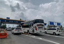 Awal Arus Mudik, Ratusan Ribu Kendaraan Padati Tol Pandaan–Malang