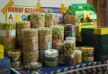 Pengusaha Kue Kering Banjir Pesanan Jelang Lebaran