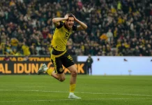 Bundesliga, Pemain Termuda Dortmund Cetak Sejarah saat Kalahkan Augsburg 2-0