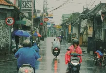 BMKG Ingatkan Pemudik Waspadai Potensi Hujan Selama Perjalanan