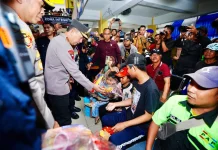 Pesan Kapolri Kepada Supir saat Tinjau Terminal Purabaya: Jaga Keselamatan Pemudi
