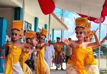 Ribuan Umat Hindu Bekasi Gelar Upacara Melasti di Muara Tawar