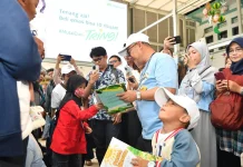 Mudik Lebaran 2026, Kemendikdasmen Bagikan Puluhan Ribu Buku Gratis