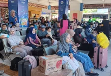 Pantauan H-4 Lebaran, Terminal Kampung Rambutan Ramai Pemudik