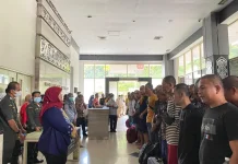 Sediakan 5 Bus, KJRI Kuching Fasilitasi Pemulangan 419 WNI ke Tanah Air