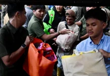 Takbiran di Medan, Presiden Salurkan Bantuan Ribuan Paket Sembako