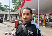 Volume Sampah Meningkat, Perugas Istiklal Bergerak Cepat