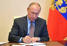 Pesan Idulfitri Putin, Angkat Tradisi dan Nilai Islam di Rusia