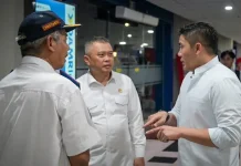 Menhub dan Seskab Tinjau Pulo Gebang, Pastikan Arus Balik Lancar