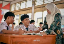 Mendikdasmen Pastikan PJJ Dibatalkan Demi Penguatan Pendidikan Anak