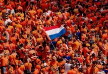 Tiket Piala Dunia Melambung, Suporter Ramai Protes