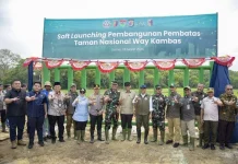 Menteri Kehutanan Luncurkan Pembangunan Pembatas TNWK