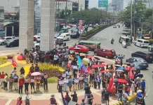 Ratusan Pekerja Transportasi Filipina Gelar Mogok Kerja