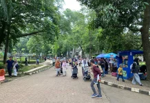 Ratusan Ribu Wisatawan Padati Ragunan Selama Libur Lebaran