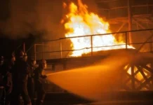 Pabrik Terpal di Gunung Putri Bogor Terbakar, Empat Unit Damkar Dikerahkan