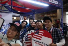 AS Rayakan 250 Tahun, Para Pengunjung Serbu “American Corner Makassar”